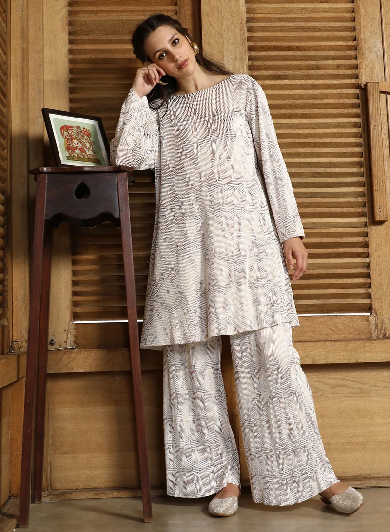 Qissa  Women's Chocolate Brown Solid Pleated Kurta Set For Casual Wear | Round Neck | Long Regular Sleeves | 2 Piece Kurta Set Designed With Comfort Fit For Everyday Ethnic Wear for Women | Best Price UAE